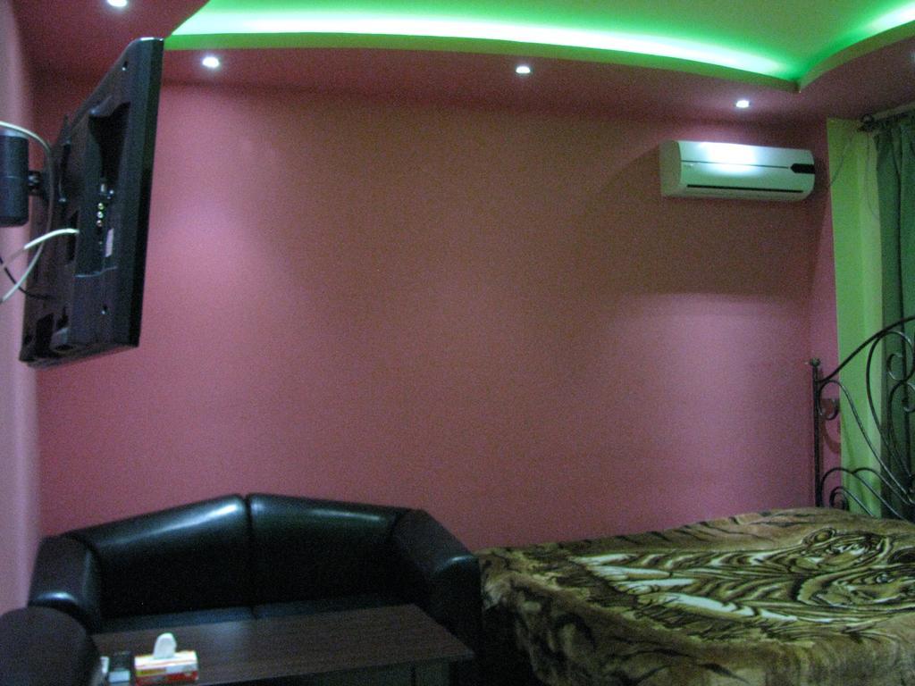 Princ Plaza Hotel Erivan Zimmer foto