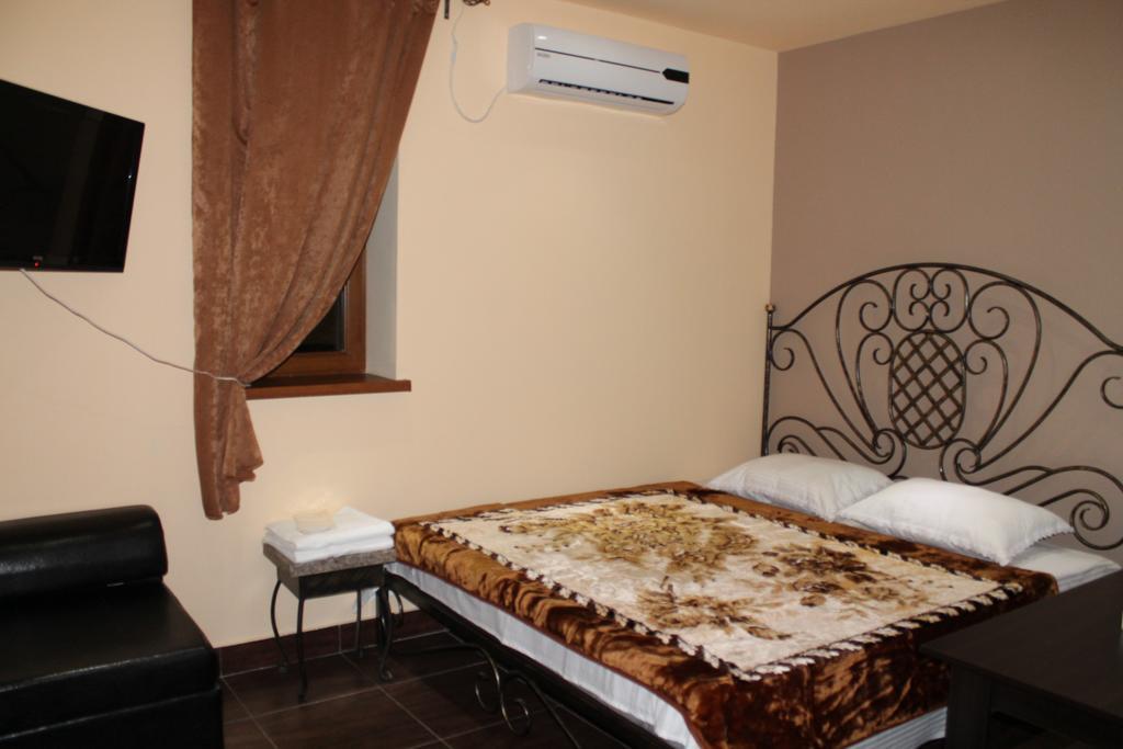 Princ Plaza Hotel Erivan Zimmer foto